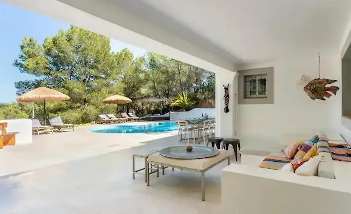 Villa Can Bob San José 度假居